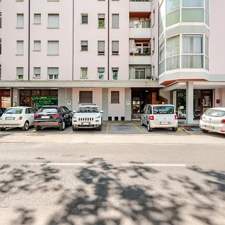 La Mar Apartman *