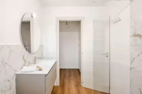 La Mar *